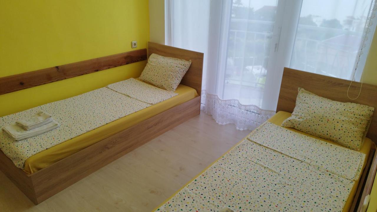 Family Hotel Kentavar 2 بايالا المظهر الخارجي الصورة